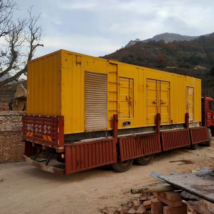 新罗200kW 发电机组在带电阻性负载时，输出功率会受到哪些因素的影响？
